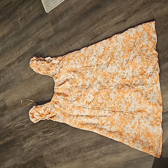 Brand Blu pepper, size medium, orange and white - Picture 2 of 2